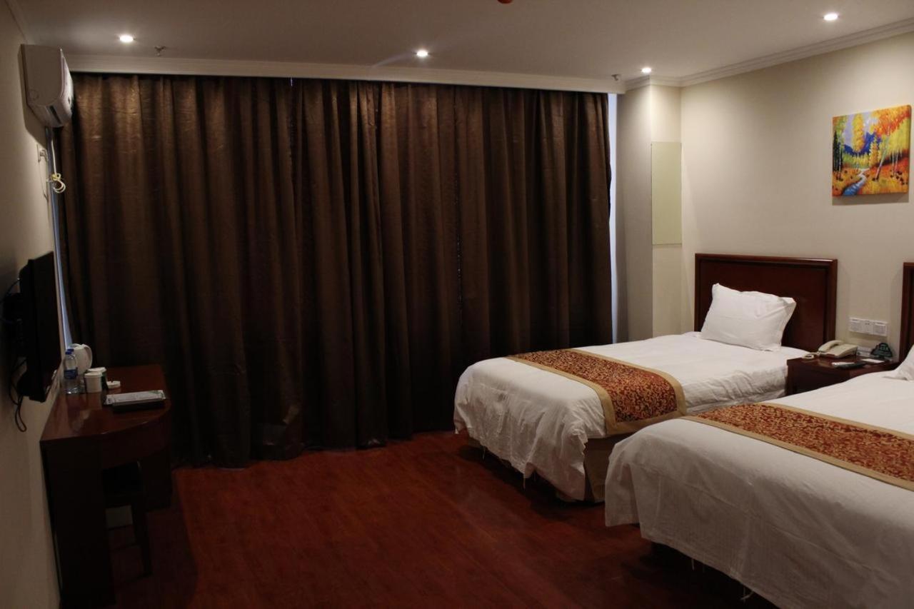 Greentree Alliance Wuxi Yixing Jinyizhong Road Chengbei Rt-Market Hotel Esterno foto